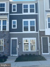 9405 Pacific Elm St in Fredericksburg, VA - Building Photo - Building Photo