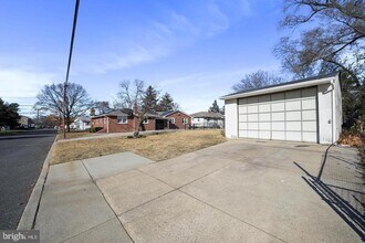8402 Holman Ave in Pennsauken, NJ - Building Photo - Building Photo
