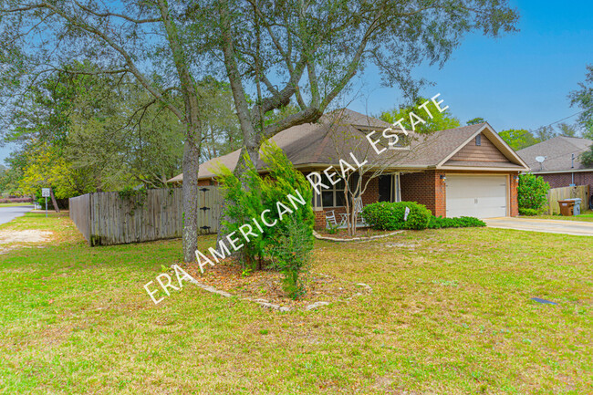 8762 Turkey Bluff Rd in Navarre, FL - Building Photo - Building Photo