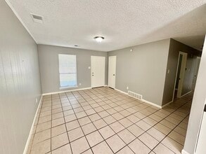 5168 Corkwood Dr in Memphis, TN - Building Photo - Building Photo