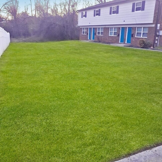 1432 Ardmore Dr in Greensboro, NC - Building Photo - Building Photo