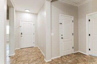 4786 E Desert Thorn Dr in Tucson, AZ - Foto de edificio - Building Photo