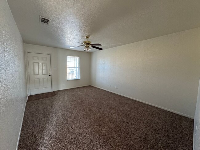 3400 Cantabrian Dr in Killeen, TX - Building Photo - Building Photo