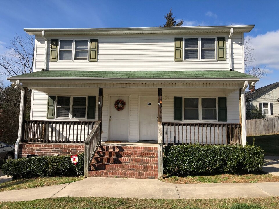 92 Akron Ave in Kannapolis, NC - Foto de edificio