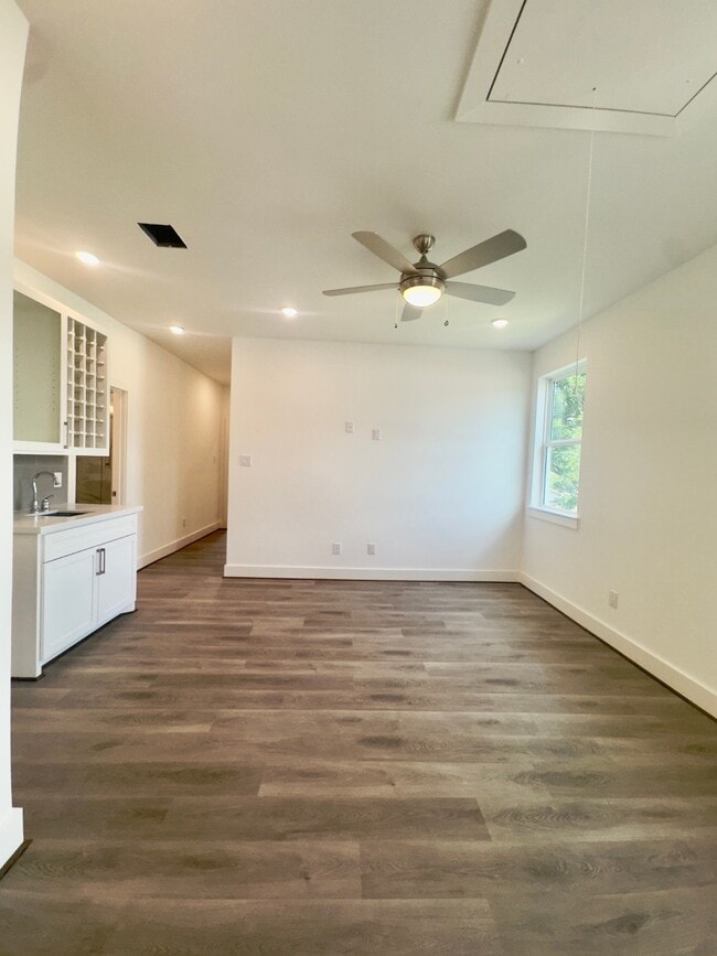 property at 10232 Porto Rico Rd