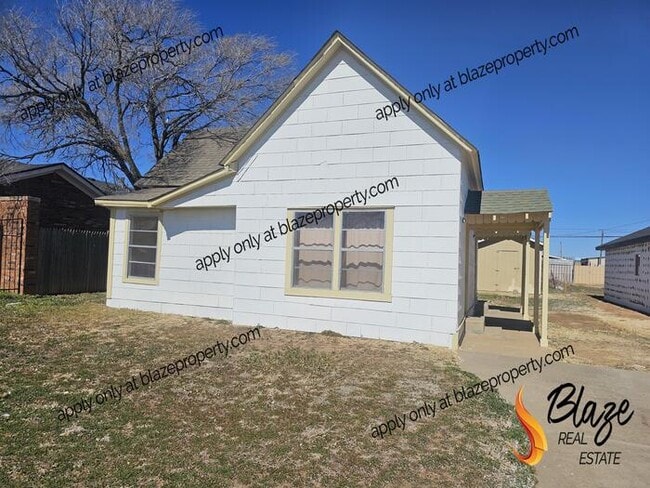 1511 SE 11th Ave in Amarillo, TX - Building Photo - Building Photo