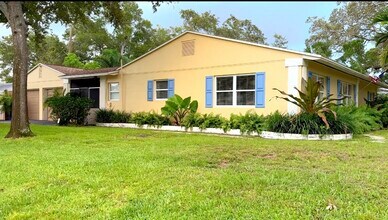 441 47th St N in St. Petersburg, FL - Building Photo - Building Photo