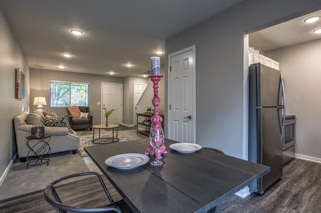 The Harrisville Townhomes in La Vista, NE - Building Photo - Building Photo