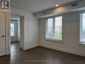 1415-1415 Gerrard St E in Toronto, ON - Building Photo - Building Photo
