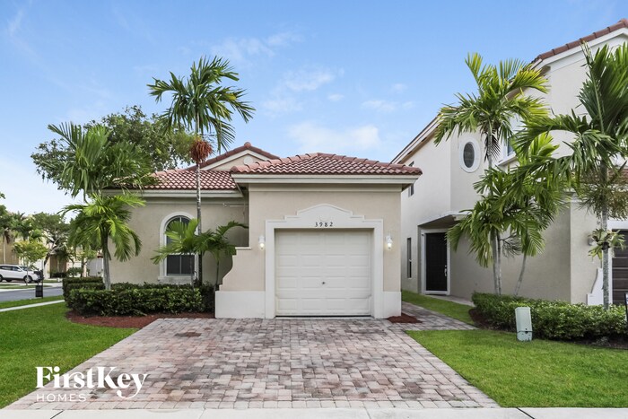 3982 NE 13th Dr in Homestead, FL - Building Photo