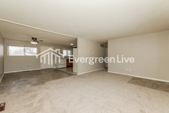 2162 Burnside Dr in Dayton, OH - Building Photo - Building Photo