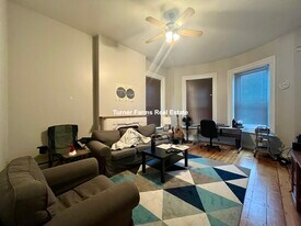 8 Centre St, Unit 1 in Boston, MA - Building Photo