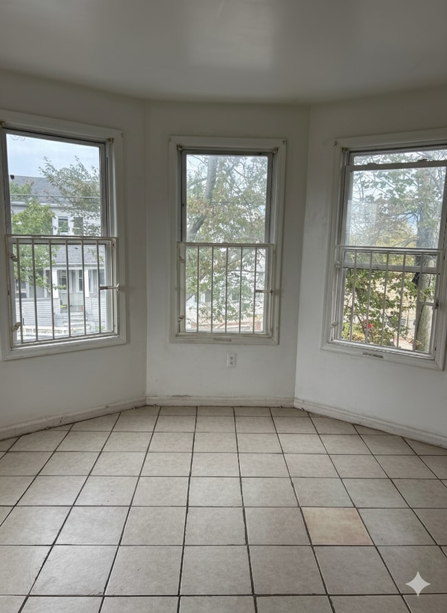 44 Garfield Ave in Garfield, NJ - Building Photo - Building Photo