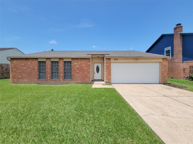 property at 8530 Quail Burg Ln