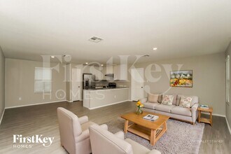 7262 Plow Run in San Antonio, TX - Building Photo - Building Photo