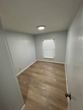 2071 Deborah Ln in Little Rock, AR - Foto de edificio - Building Photo