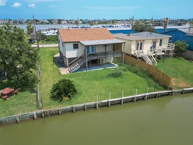 property at 7102 Terrasso Dr