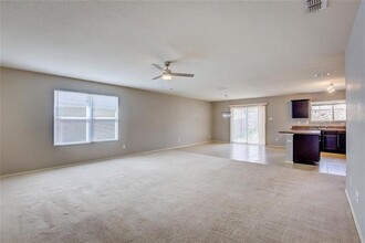 3104 Middleview Rd in Fort Worth, TX - Foto de edificio - Building Photo