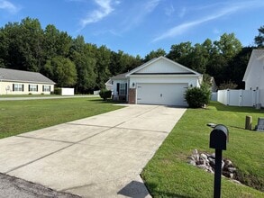 292 Clearwater Dr in Pawleys Island, SC - Building Photo - Building Photo