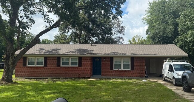 property at 5090 Sycamore Dr
