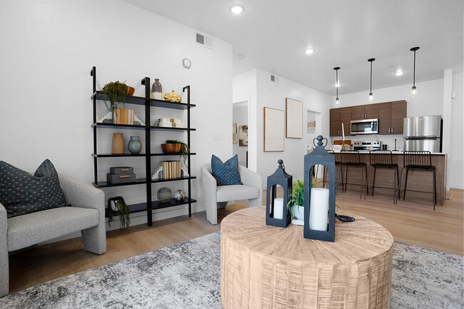 Sorella in Herriman, UT - Foto de edificio - Building Photo