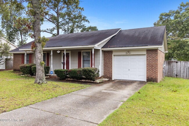 7313 Pebblebrook Dr in Fayetteville, NC - Building Photo - Building Photo