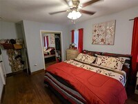 4604 Gunter St photo'