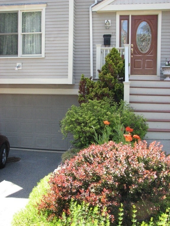 property at 21 Vincent Ave