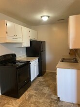 105 Jerome Ln in Sauget, IL - Building Photo - Building Photo
