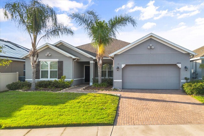 3925 Green Sabal Dr in Orlando, FL - Building Photo - Building Photo