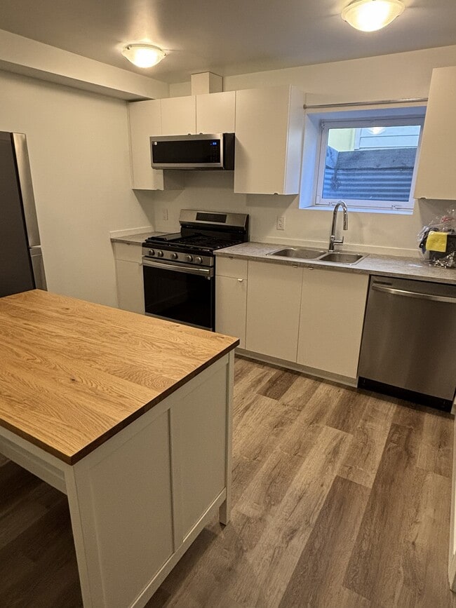 property at 6408-6119 119 Ave