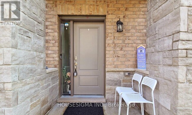 377-377 Glancaster Rd in Hamilton, ON - Building Photo - Building Photo