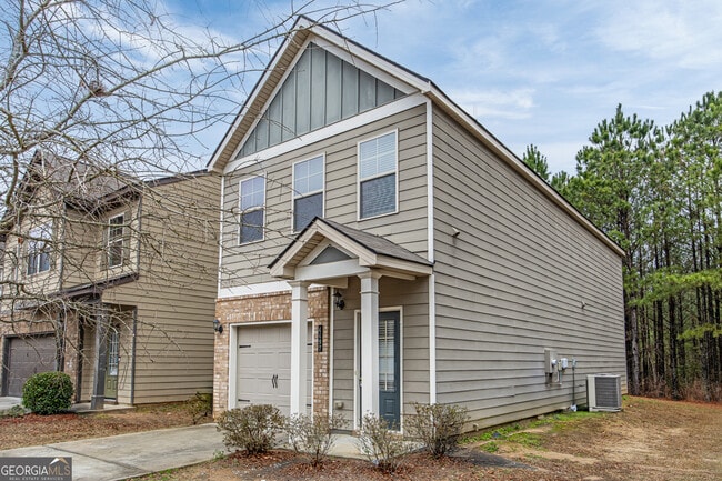 4497 Ravenwood Dr in Union City, GA - Building Photo - Building Photo