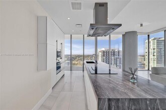 700 NE 26th Terrace in Miami, FL - Building Photo - Building Photo