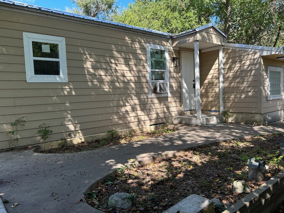 1815 Oklahoma Ave in Norman, OK - Building Photo