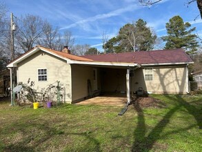 110 Tapp Dr in Somerville, TN - Foto de edificio - Building Photo