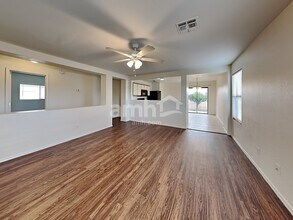 6159 S Avenue De La Chandelle in Tucson, AZ - Foto de edificio - Building Photo