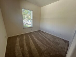 5539 Lilyview Way in Elk Grove, CA - Building Photo - Building Photo