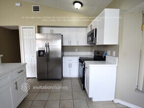 18931 NW 5th St in Pembroke Pines, FL - Building Photo - Building Photo