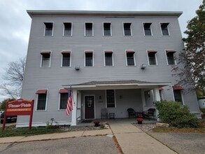 Pioneer Point in Stevens Point, WI - Foto de edificio - Interior Photo