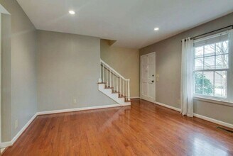 3000 Hillsboro Pike, Unit 62 in Nashville, TN - Building Photo - Building Photo