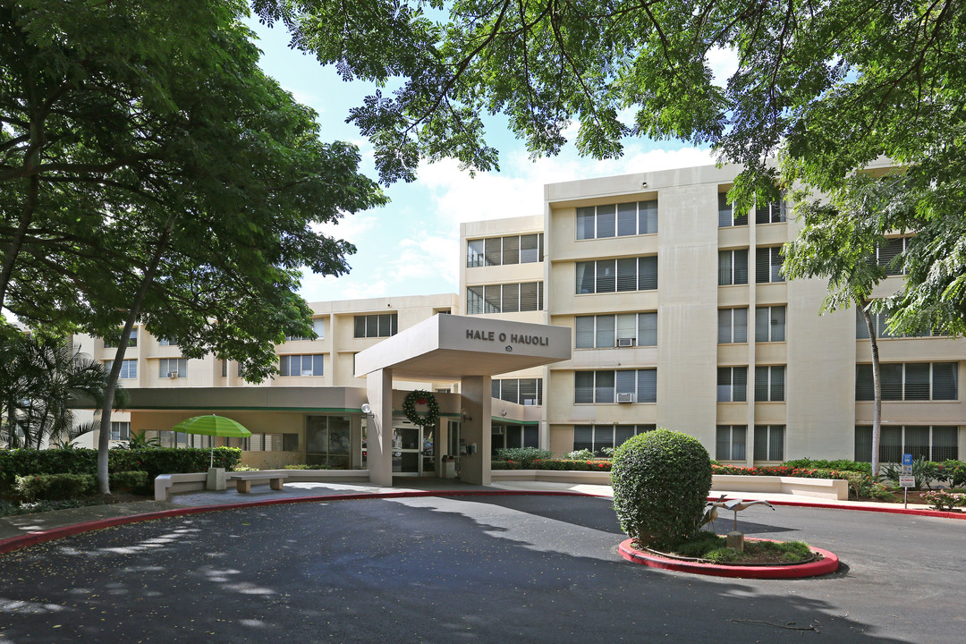 Hale O'Hauoli Apartments in Pearl City, HI - Building Photo