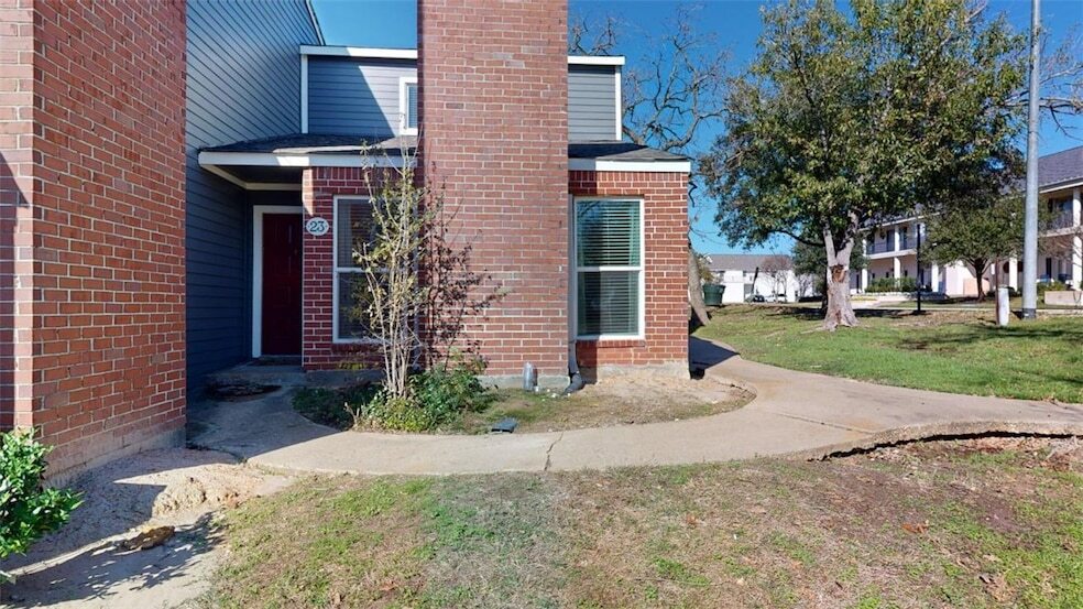 1500 Olympia Way, Unit 23 in College Station, TX - Building Photo