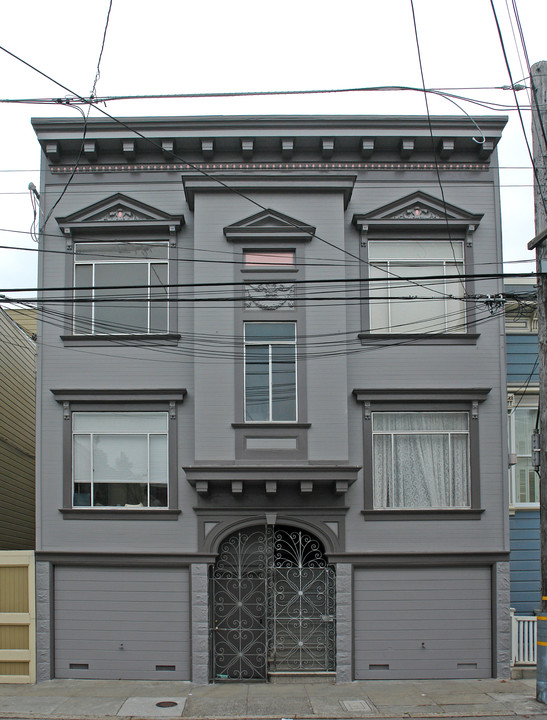 235-239 Pixley St in San Francisco, CA - Building Photo