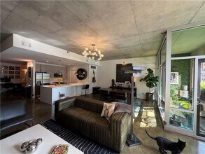 845 Spring St NW, Unit 524 in Atlanta, GA - Building Photo - Building Photo