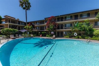 Lexington Courtyard in Anaheim, CA - Building Photo - Building Photo