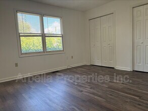 119 Rowe Ln in Johnson City, TN - Building Photo - Building Photo