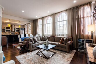 133 S 3rd St in Louisville, KY - Building Photo - Building Photo