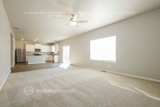 1057 Long Meadows St in Severance, CO - Foto de edificio - Building Photo