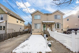 18 Wayne St in Staten Island, NY - Building Photo - Building Photo